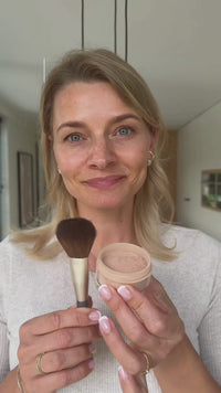 Amazing Base® Foundation